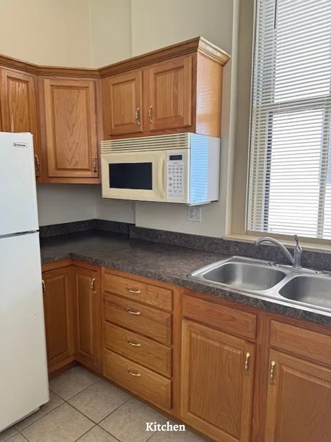 Photo - 6th Street Apartments Unit B