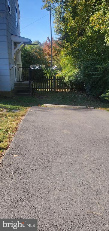 Photo - 1670 N Longfellow St