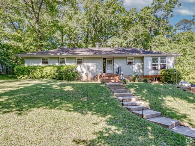 Building Photo - 3212 Springdale Dr Rental