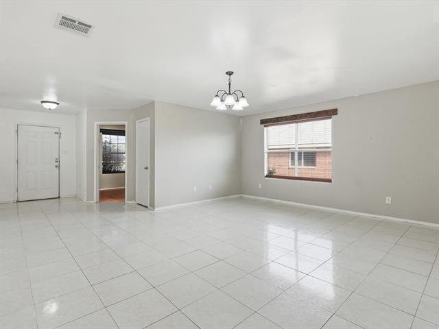 Photo - 918 Blue Sky Dr