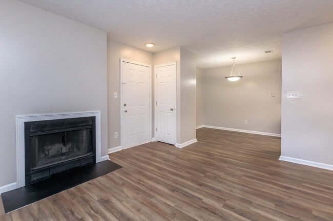 Photo - Retreat at Towne Crossing