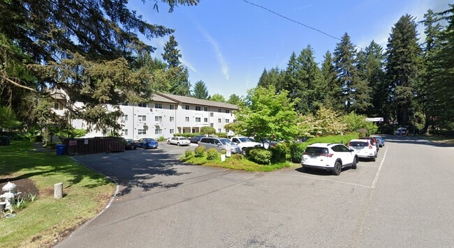 Photo - 317 152nd St E