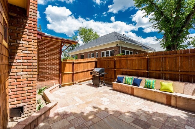 Photo - Fully Furnished 1-Bedroom Upstairs Apartment – All Utilities Included Unit B