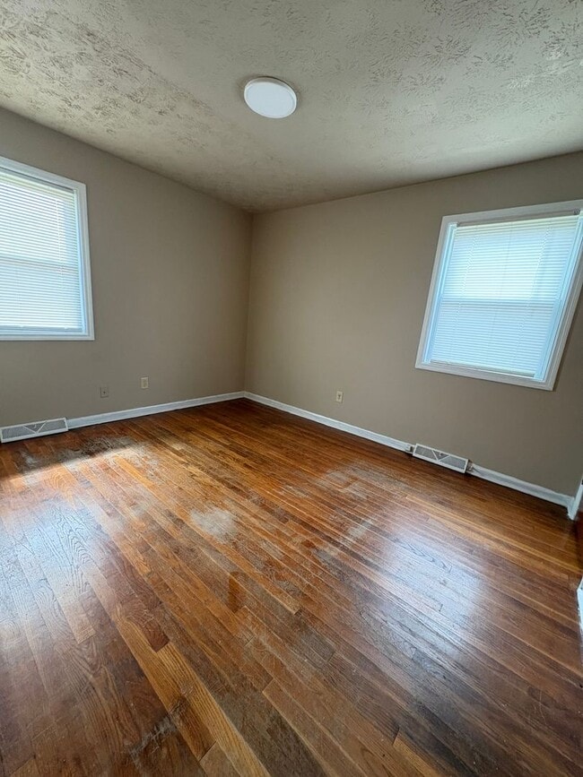 Photo - 2 Bedroom Duplex on Strode Station Circle
