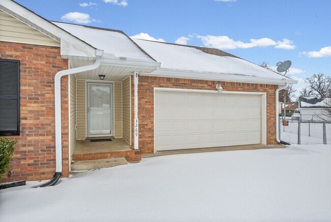 Photo - 3 Bedroom 2 Bath Home For Rent Near Post!