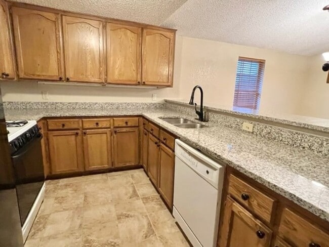 Photo - Updated 3-bed 2-bath 2-car in SW Moore