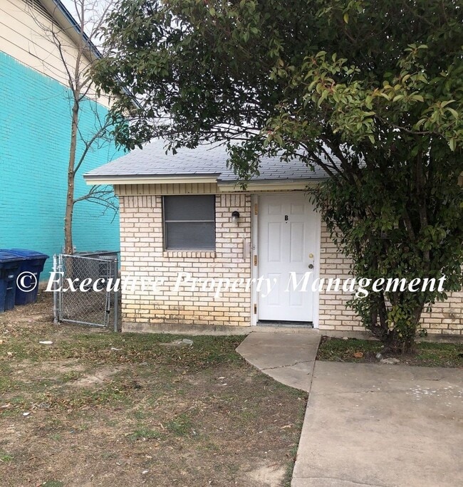 Building Photo - 506 Sunset Ln Unit B