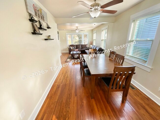 Photo - 2807 Vaulx Ln