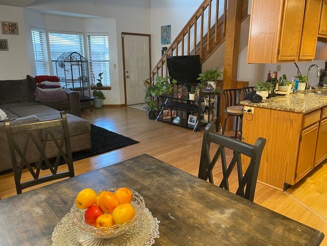 Photo - 1760 S Ammons St