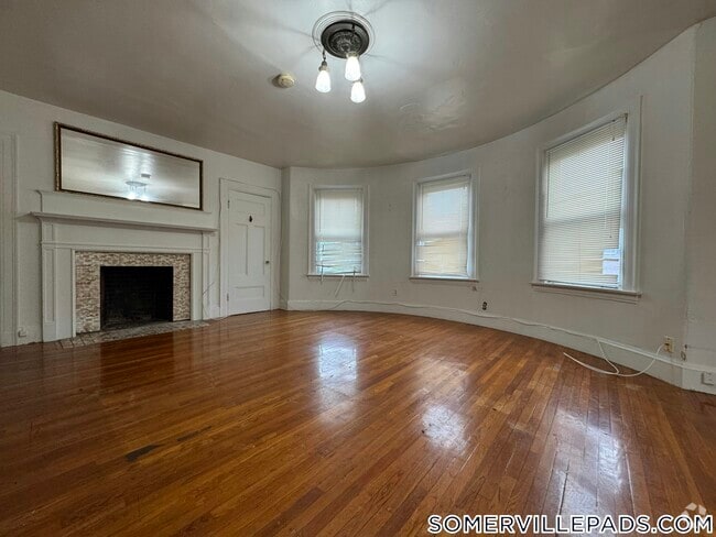 Building Photo - 44 Central St Rental