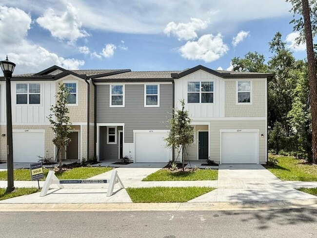 Photo - 6257 Daerr Ridge St Townhome
