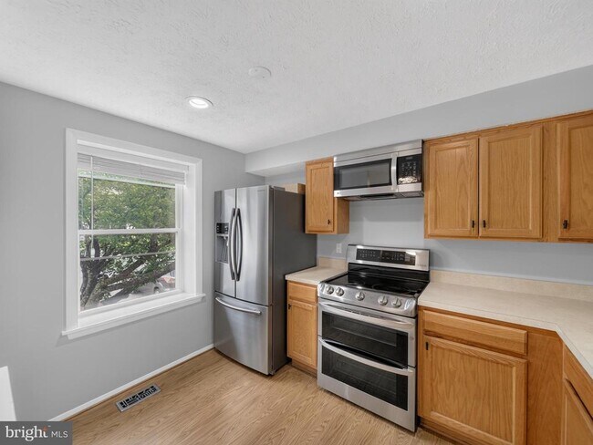 Photo - 7648 Fairbanks Ct