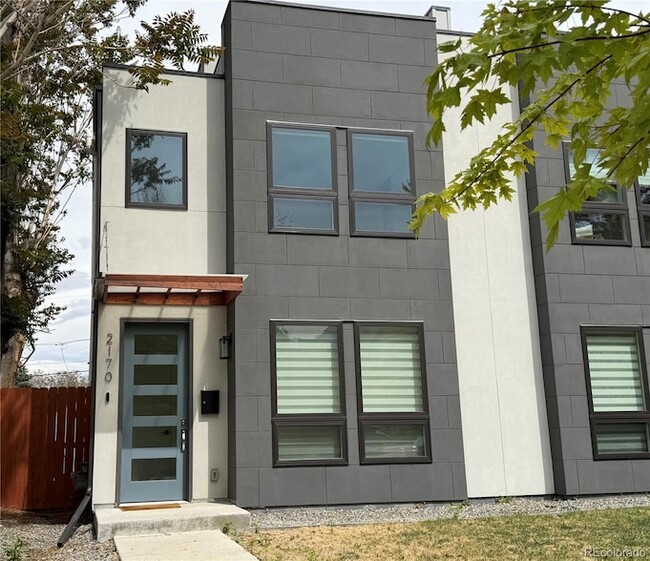 Building Photo - 2170 N Williams St
