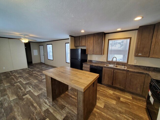 23 Starling Hill Dr