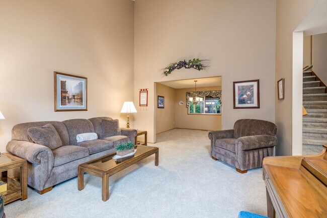 Photo - Lea Hill beautiful home - 4 bedroom 2.5 baths with 3 car garage & AC - A must see - Available Apr...