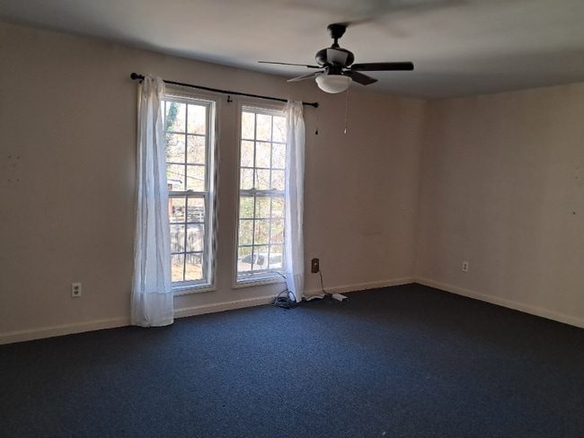 Photo - 6312 Lake Rd