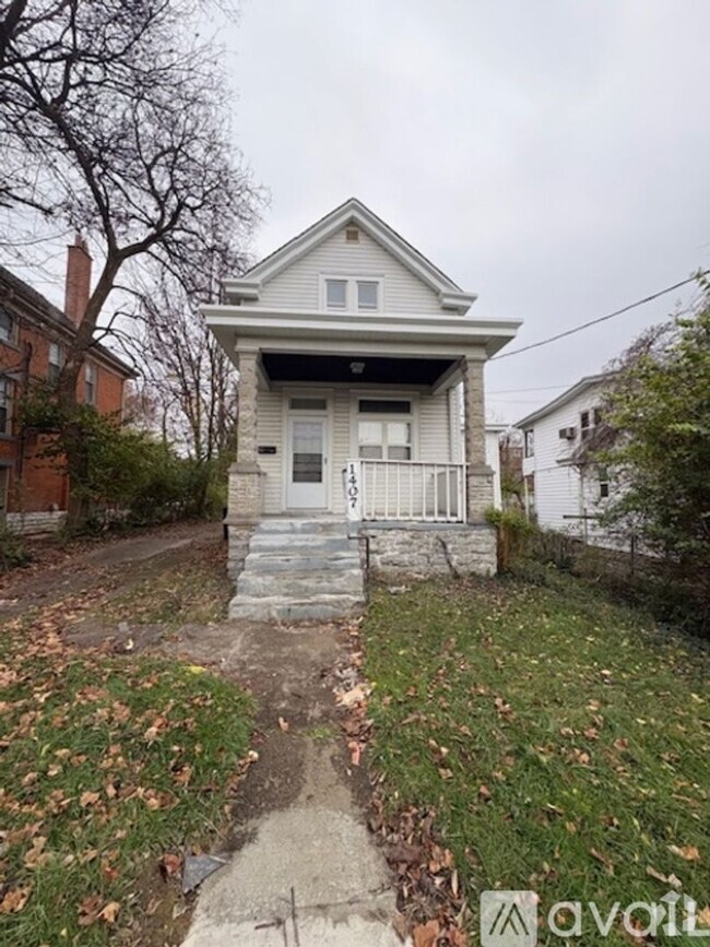 Building Photo - Amazing 4 bedroom, 2 bathroom house in Cin...