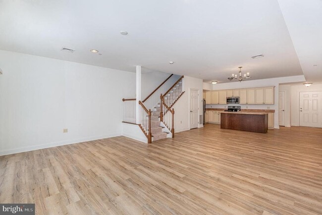 Photo - 105 High Pointe Dr