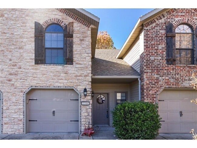 Photo - 3586 W Chevaux Dr Townhome