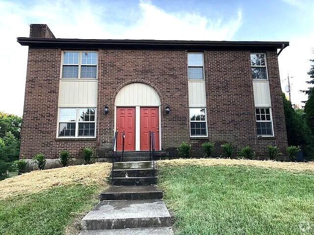 Building Photo - 1847 Fort Henry Dr Rental
