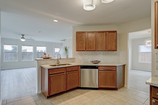 Photo - 5046 Oak Stand Ct