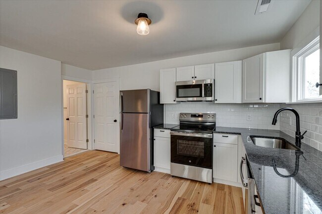 Photo - 1627 Mars Aly Unidad 1