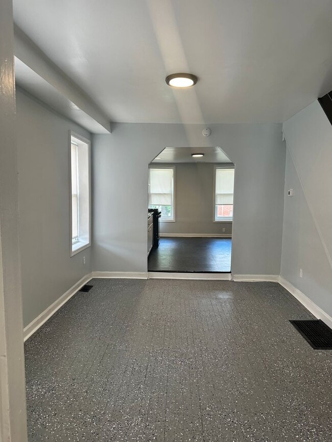 Photo - Spacious, Corner Home, Central Air, W/D Hook-Up! Available Now!