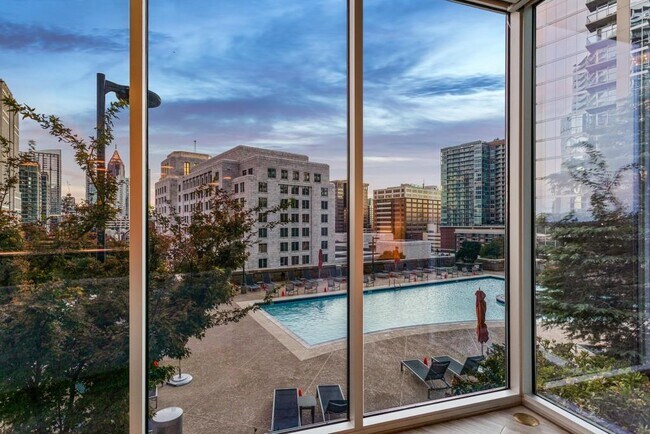 Photo - 1080 Peachtree St NE Unit 910