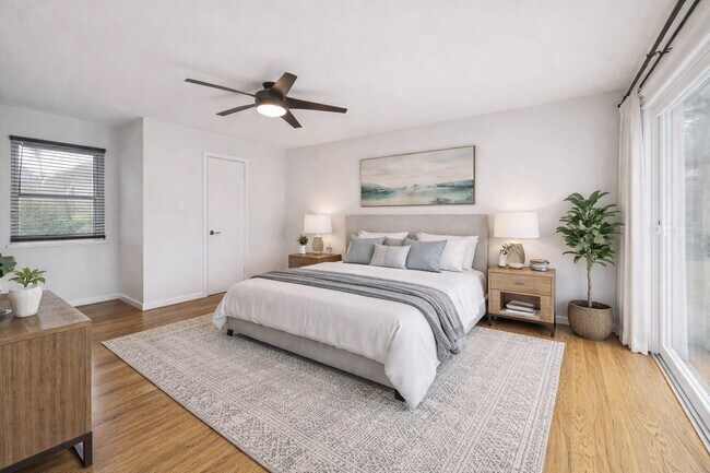 Photo - 10518 Moorberry Ln