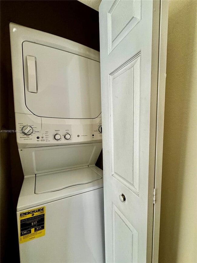 Photo - 9575 SW 171st Pl Unit 9575