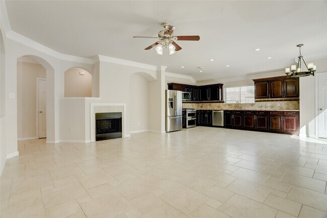 Photo - 5503 Gatesprings Ln