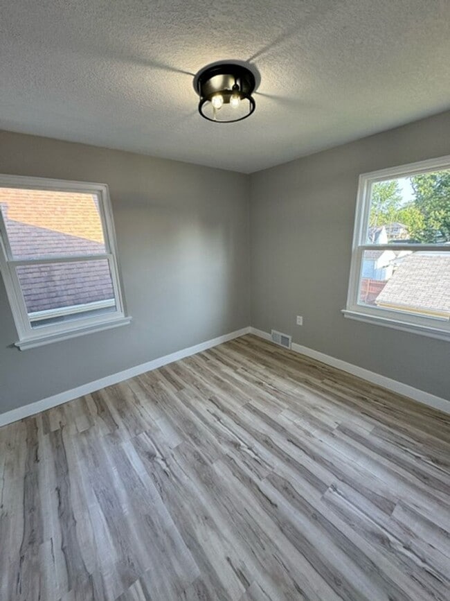 Photo - 2405 Carew St Unidad 2405 Carew