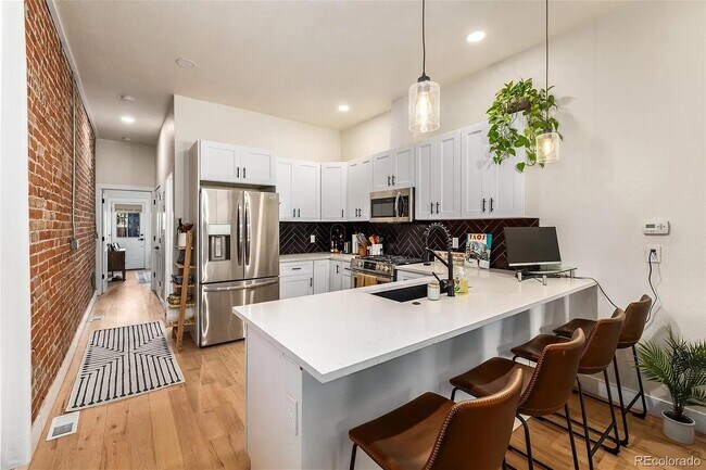 Photo - 3541 N Williams St