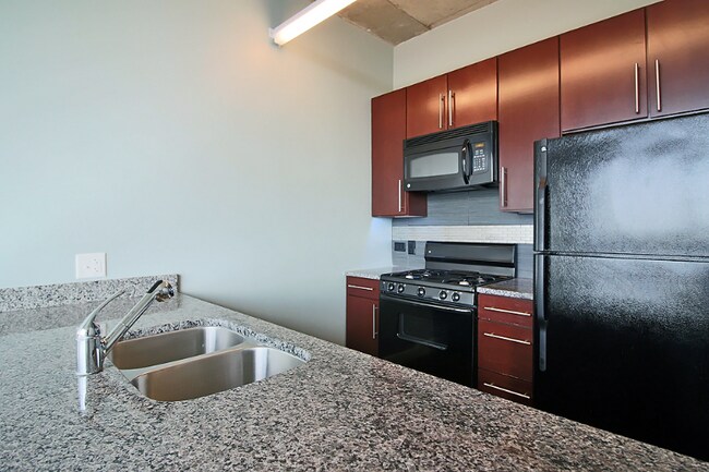 Photo - 1443 S State St