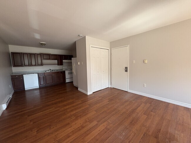 Photo - 2 Arena Ln Unité 6