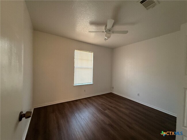 Photo - 4800 Cedarhill Cir Unit A