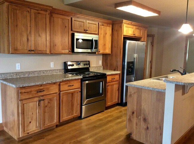 Photo - Lovely Townhouse for Rent in South Heart