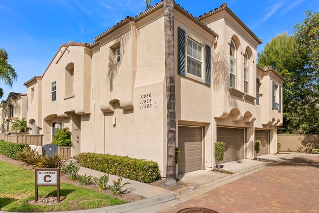 Photo - 11958 Miro Cir