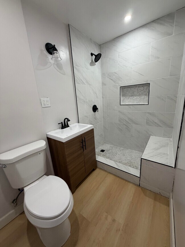 Bathroom - 674 W 59th Pl