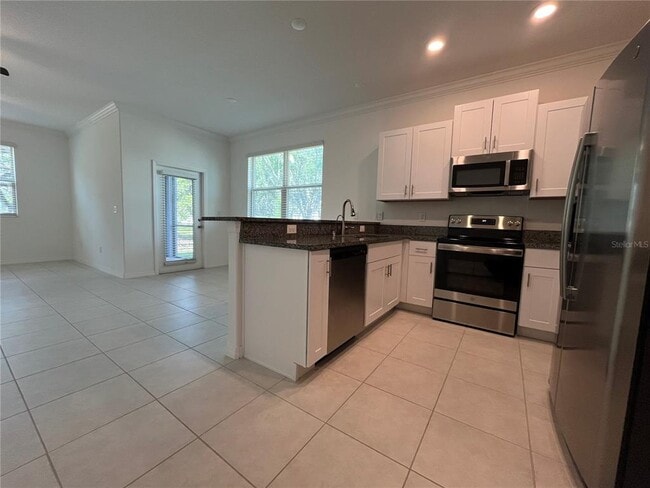 Photo - 30813 Veridian Wy