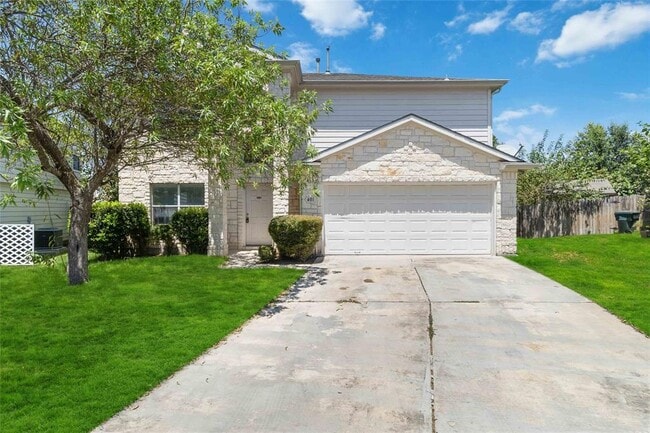 Building Photo - 401 Spruce Dr