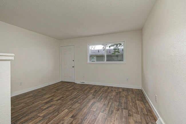 Photo - 1 Bedroom | 1 Bathroom | Apartment | Locat...
