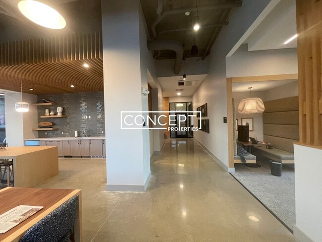 Photo - 525 Lincoln St Unit 208B