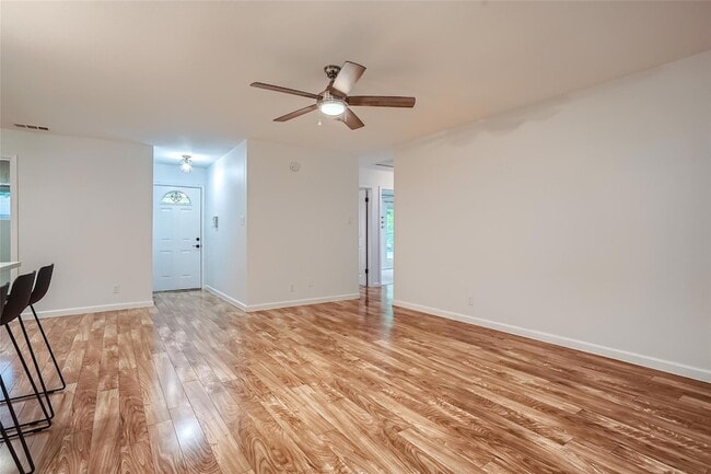 Photo - 507 Seminole Dr