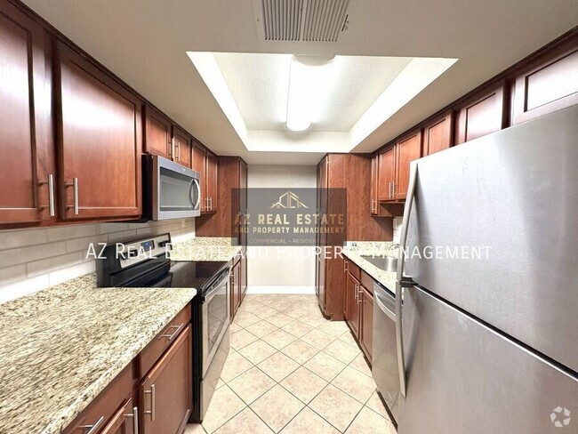 Building Photo - 3825 E Camelback Rd Unit 139 Rental