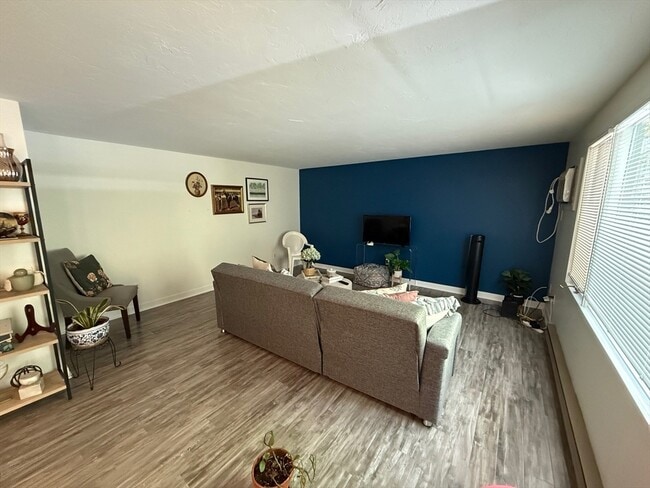 Photo - 28 Maria Ave Unidad C