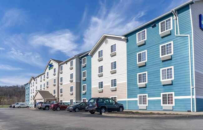 Furnished Studio-Louisville - South