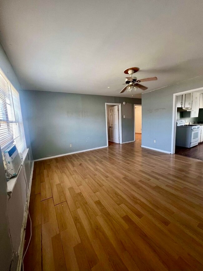 Photo - 2248 Riverview Dr Unit C