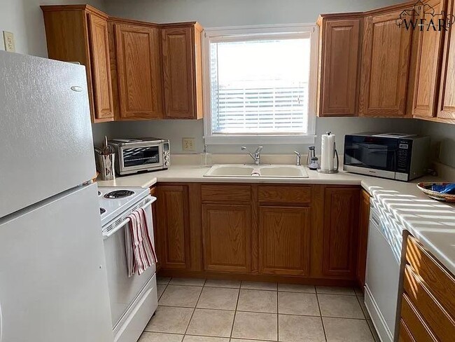 Photo - 1806 Victory Ave