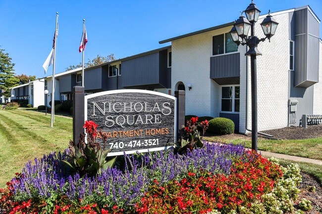 Nicholas Square - Nicholas Square Apartments